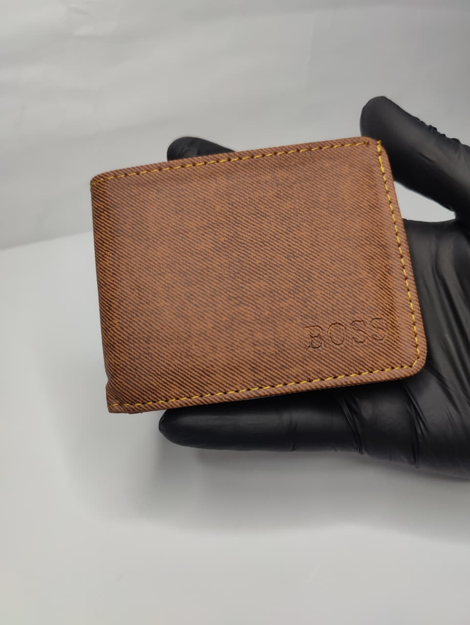 Men’s Classic Bi-Fold Wallet |  Slim Wallet with Contrast Stitching
